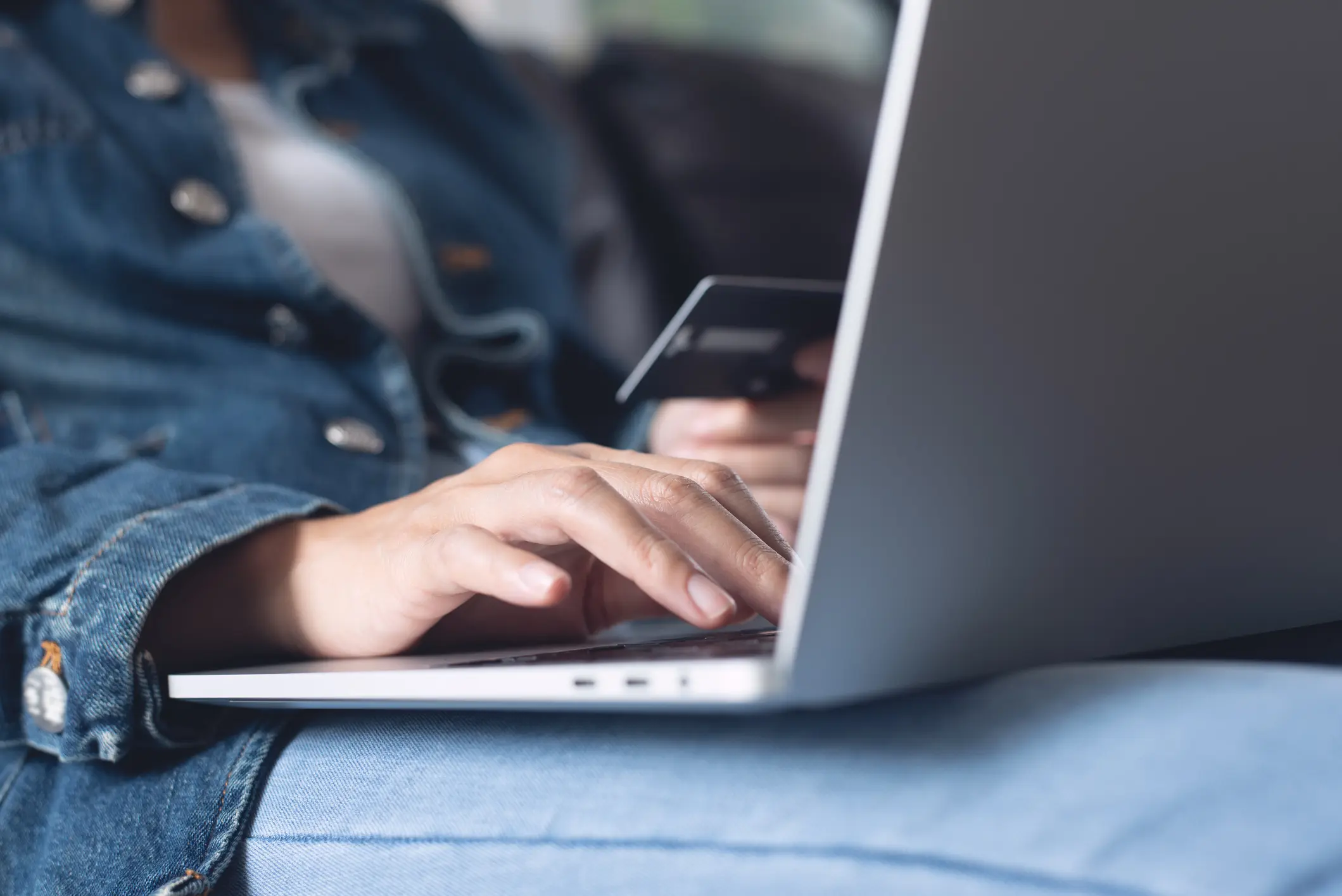 Is It Legal to Buy Cannabis Seeds Online?